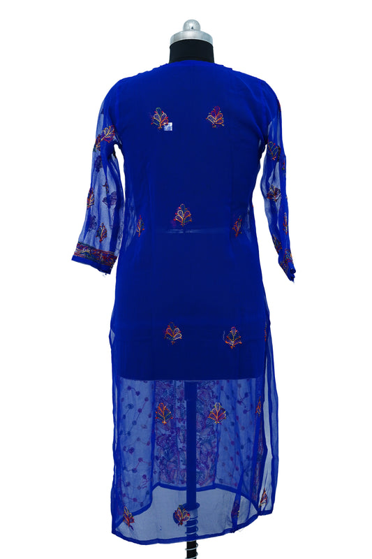 Multicolor embroided