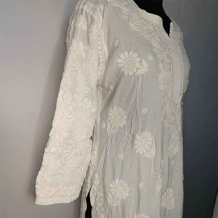 Elegant 3D White Muslin Long Kurti