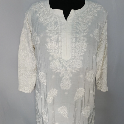 Elegant 3D White Muslin Long Kurti