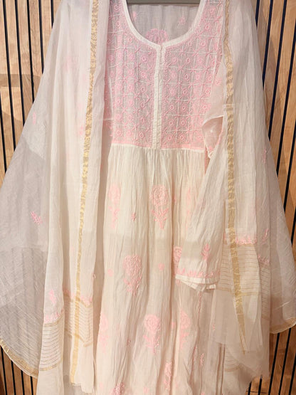 Long Kurti Mul with pink chikankari Kurti-Dupatta set