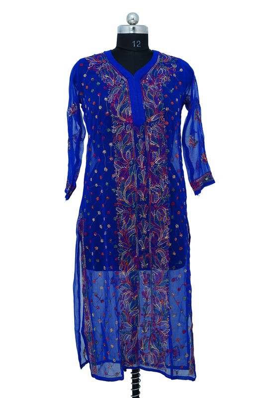 Multicolor embroided